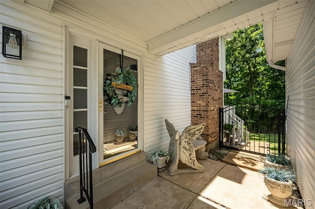 3644 Cinnamon Tree Ln, Oakville, MO 63129 - view of patio featuring entry steps