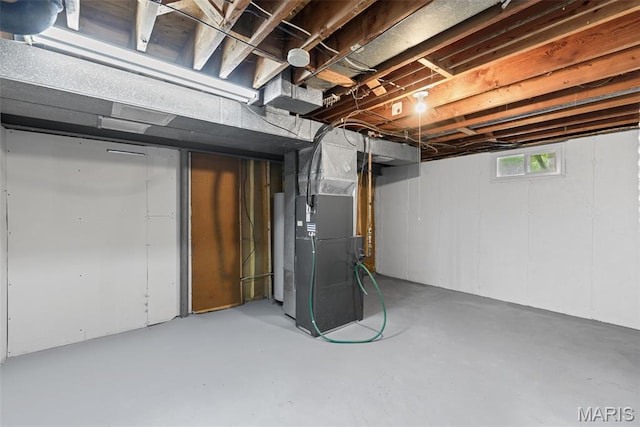 6714 Sandy Hill Dr, Hazelwood, MO 63042 - below grade area with heating unit and water heater