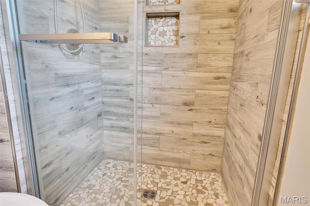 612 Hill Dr, Eureka, MO 63025 - full bath featuring a stall shower