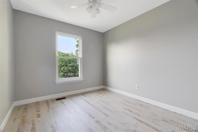 612 Hill Dr, Eureka, MO 63025 - unfurnished room featuring wood finished floors and ceiling fan