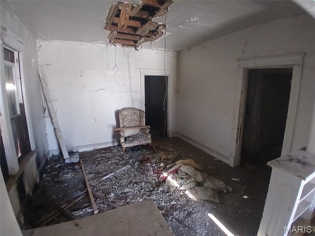653 N 37th St E, St Louis, IL 62205 - view of unfurnished room