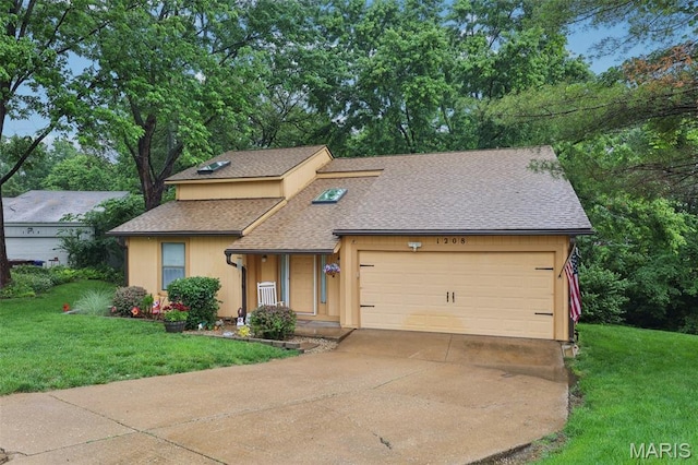 1208 Brookstone Ln, Lake St Louis, MO 63367