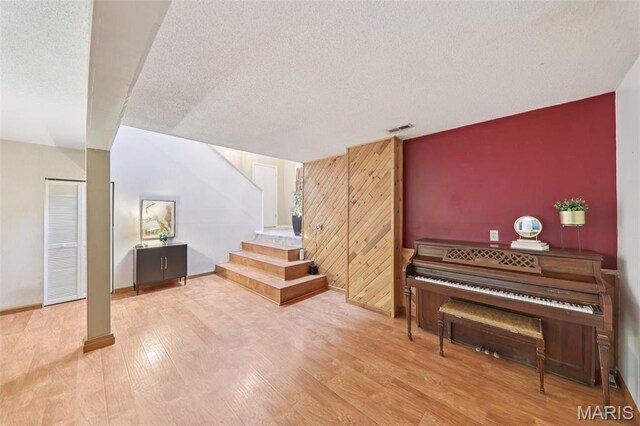 1208 Brookstone Ln, Lake St Louis, MO 63367
