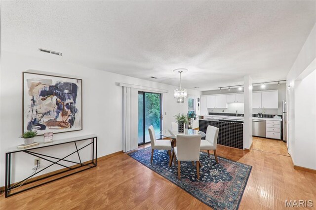 1208 Brookstone Ln, Lake St Louis, MO 63367