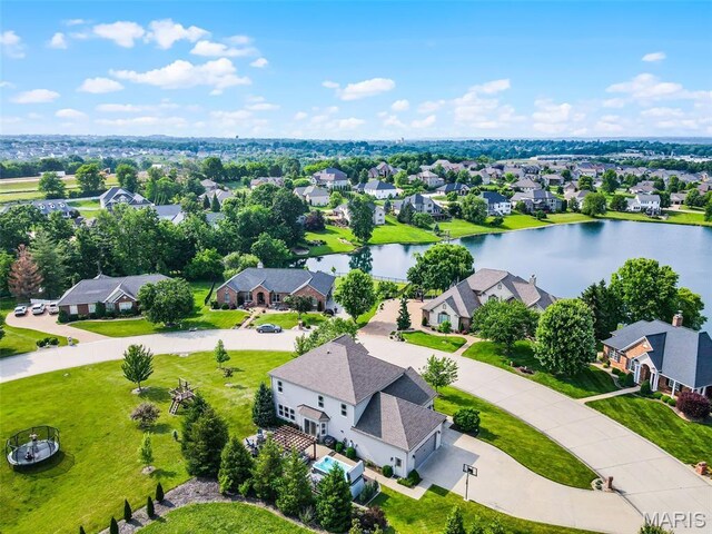 3312 Royal Crest Cir, Washington, MO 63090