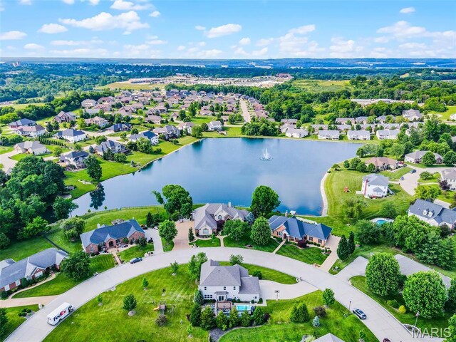 3312 Royal Crest Cir, Washington, MO 63090