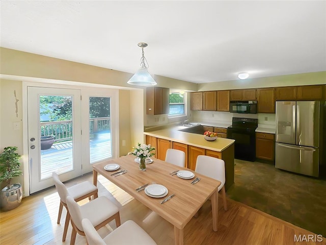 135 Misty View Ln, Saint Peters, MO 63376 - dining space featuring light wood-style floors