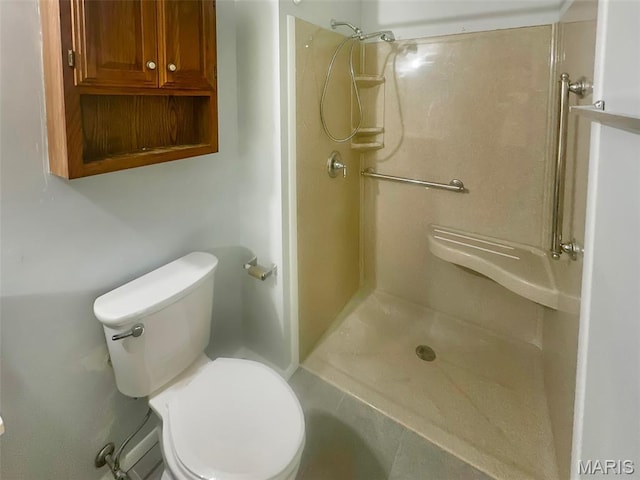 135 Misty View Ln, Saint Peters, MO 63376 - bathroom featuring a stall shower and toilet