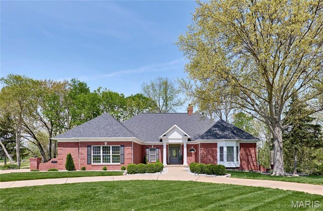 733 Hillenkamp Dr, Weldon Spring, MO 63304