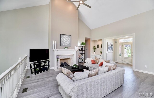 733 Hillenkamp Dr, Weldon Spring, MO 63304