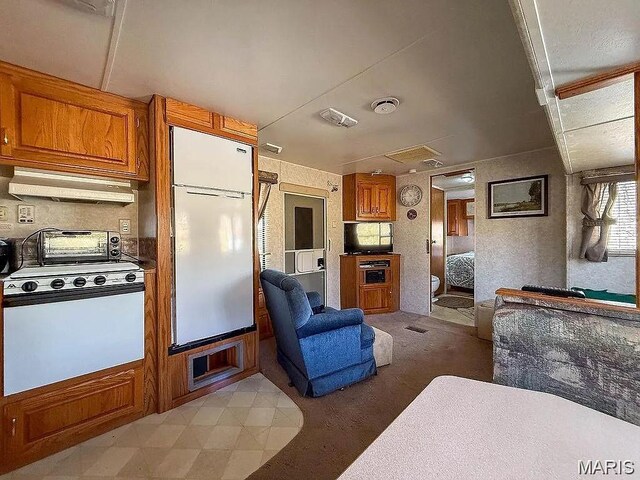 8856 Rebel Dr, French Village, MO 63036