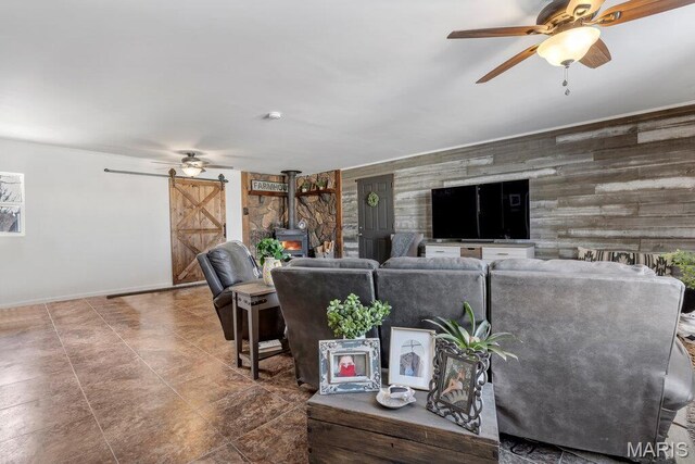 84 Pinewood Dr, Winfield, MO 63389