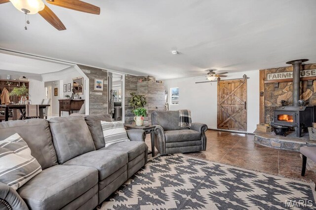 84 Pinewood Dr, Winfield, MO 63389