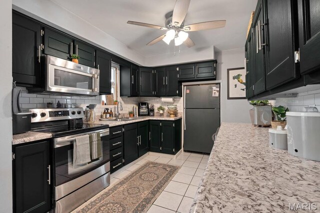 84 Pinewood Dr, Winfield, MO 63389