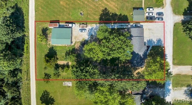 84 Pinewood Dr, Winfield, MO 63389