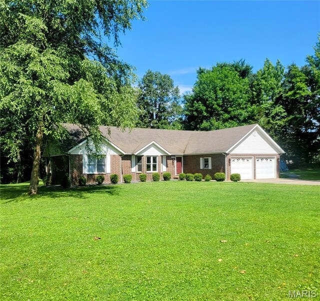 17273 Cedar Hills Dr, Dexter, MO 63841 - photo 1