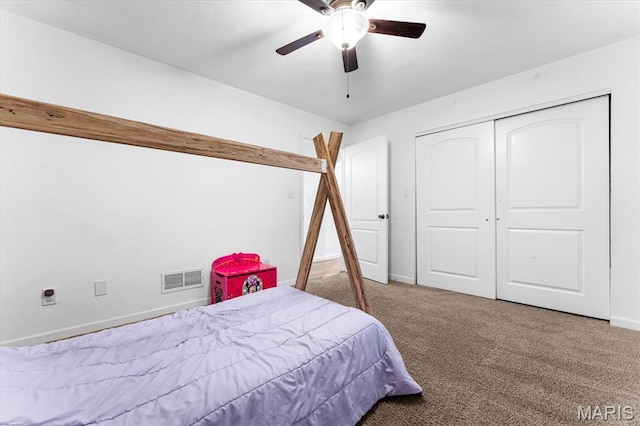 9138 Lynwood Ln, Fairview Heights, IL 62208 - carpeted bedroom with baseboards, a ceiling fan, and a closet