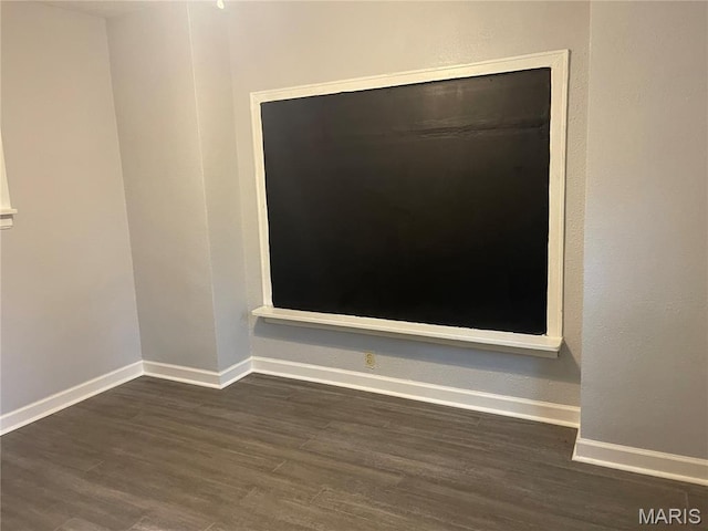 1432 Tamerton Ave, Overland, MO 63132 - detailed view of wood finished floors and baseboards