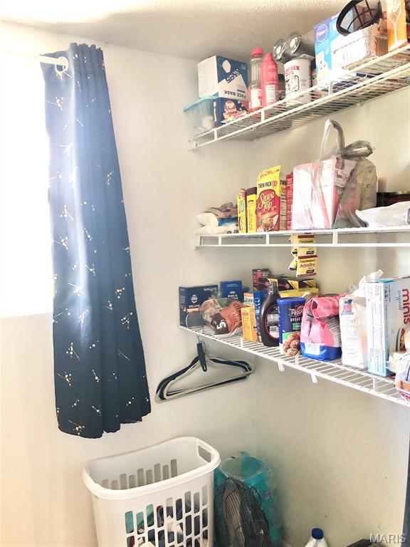 1003 W Ellis St, Salem, MO 65560 - view of storage area