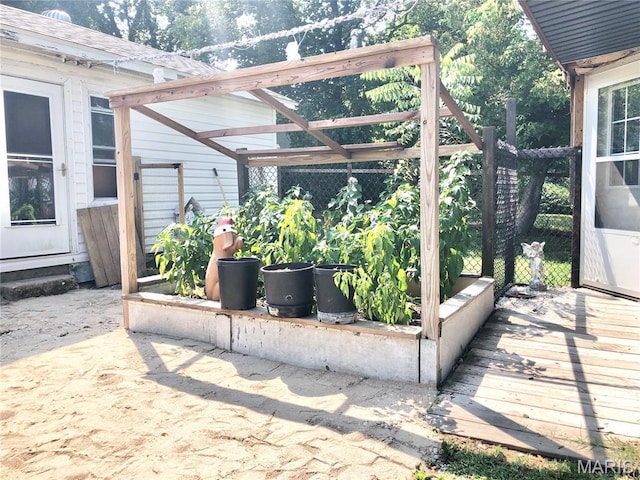 1003 W Ellis St, Salem, MO 65560 - view of patio featuring a deck