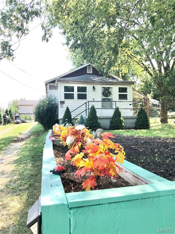1003 W Ellis St, Salem, MO 65560 - view of outbuilding