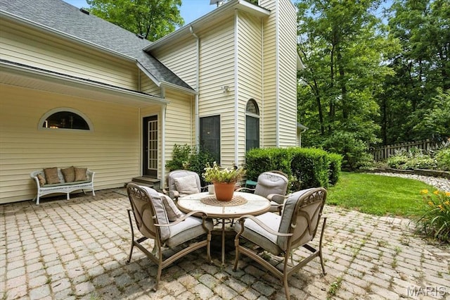 18232 Prickly Pear Ct, Pacific, MO 63069 - view of patio