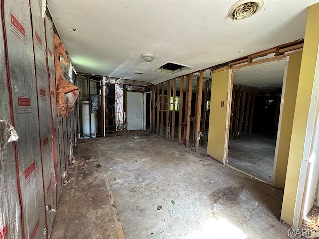 9814 Dennis Dr, Riverview, MO 63136 - misc room with gas water heater