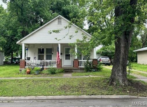 304 W Fort Scott St, Butler, MO 64730 - photo 1