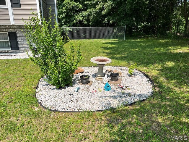 24520 Spencer Rd, Waynesville, MO 65583