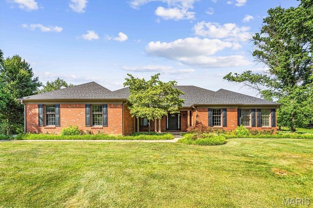 1609 10th Fairway Dr, Belleville, IL 62220 - ranch-style home featuring brick siding and a front yard
