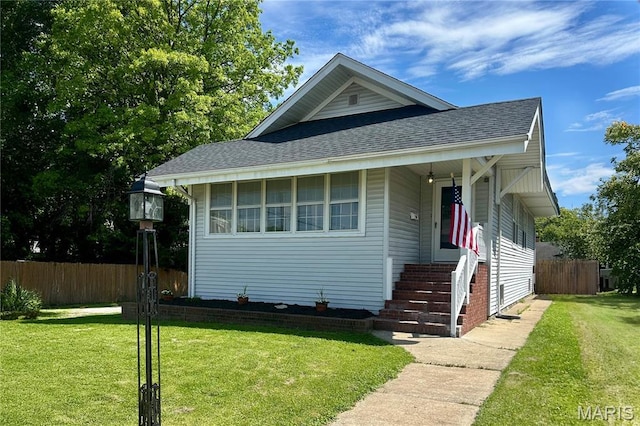 811 Mcpherson Ave, Alton, IL 62002 - photo 1