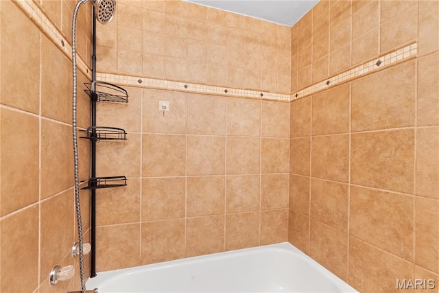 507 N 13th St Unit 207, Saint Louis, MO 63103 - bathroom featuring tub / shower combination