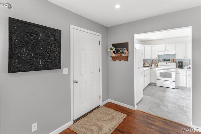 605 Houston St, Pleasant Hill, IL 62366 - photo 18