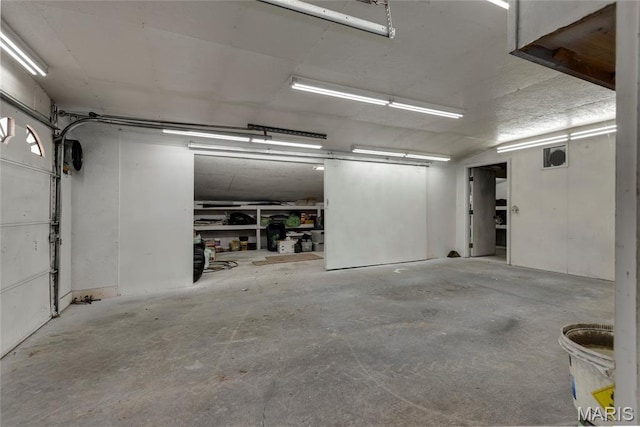 2280 Ebert Ln, Wentzville, MO 63385 - view of garage