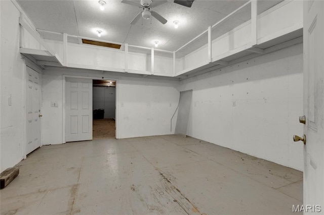 2280 Ebert Ln, Wentzville, MO 63385 - garage featuring a ceiling fan
