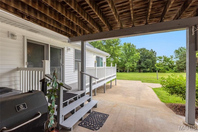 2280 Ebert Ln, Wentzville, MO 63385 - view of patio / terrace