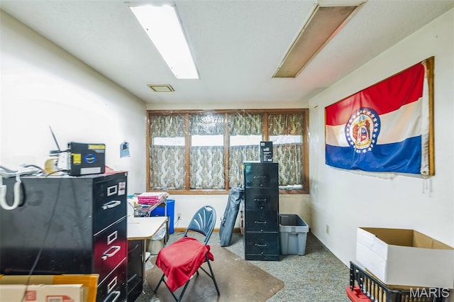 10049 Chateau Rd, Sullivan, MO 63080 - view of office space