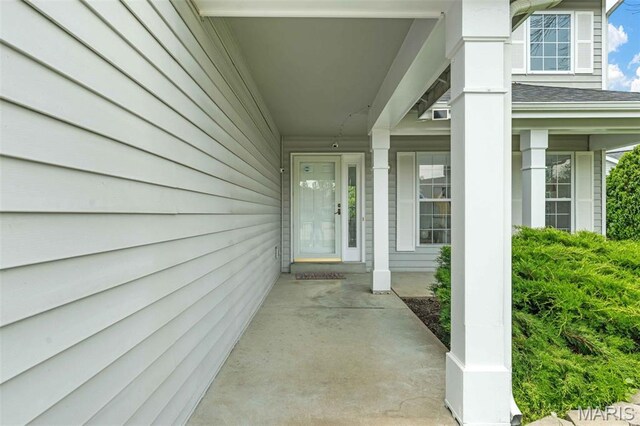 16332 Hampden Pl, Florissant, MO 63034