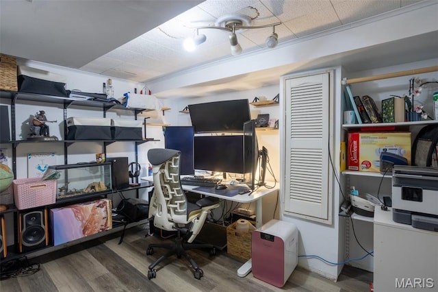 7330 Lansdowne Ave, Saint Louis, MO 63119 - office space featuring wood finished floors