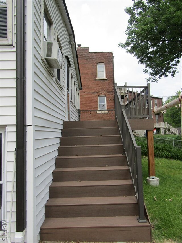 6151 Columbia Ave, Saint Louis, MO 63139