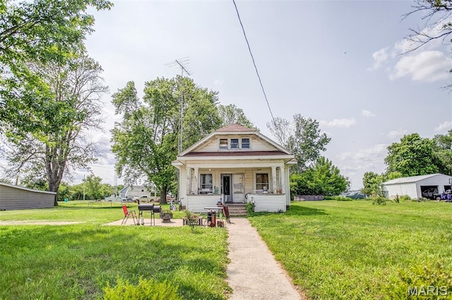812 S Main St, Pleasant Hill, IL 62366 - photo 3
