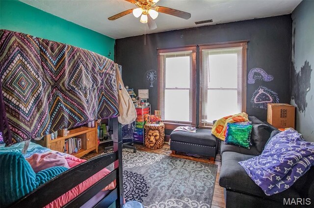 812 S Main St, Pleasant Hill, IL 62366 - photo 29