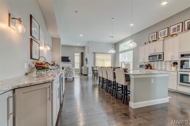 130 Royal Inverness Pkwy, Dardenne Prairie, MO 63368
