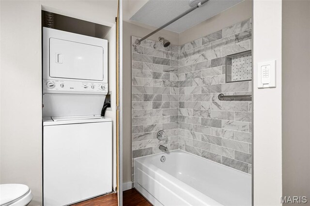 12958 Bryce Canyon Dr Unit C, Maryland Heights, MO 63043 - full bath with estacked washer and dryer, toilet, and shower / washtub combination