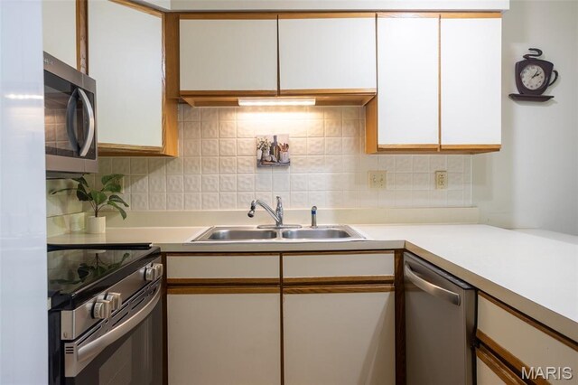 13814 Amiot Dr Unit D, Saint Louis, MO 63146
