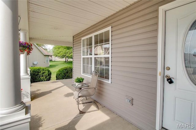 2 Breezeway Ct, Jerseyville, IL 62052 - view of covered porch