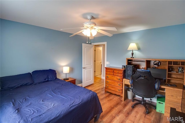 2 Breezeway Ct, Jerseyville, IL 62052 - bedroom with a desk, wood finished floors, and a ceiling fan