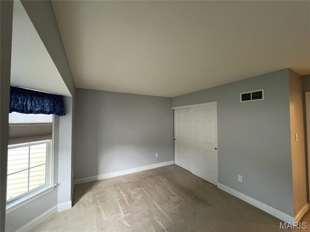 949 Promenade Ct, Ofallon, MO 63368