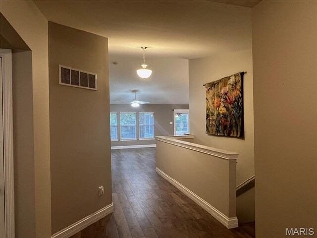 949 Promenade Ct, Ofallon, MO 63368