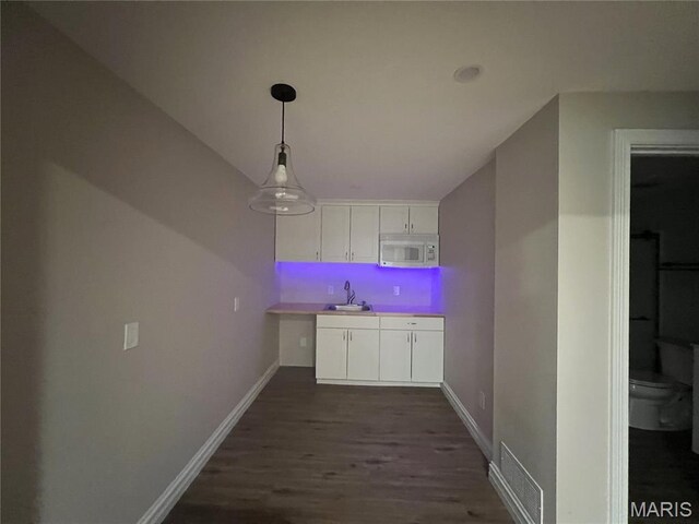 949 Promenade Ct, Ofallon, MO 63368